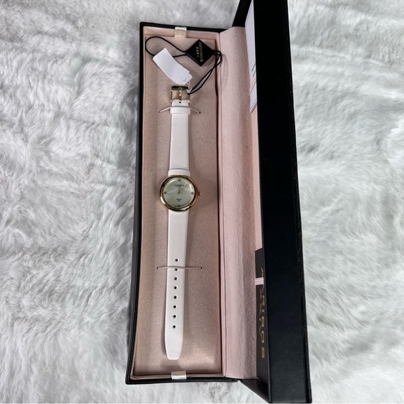 Akribos XXIV Diamond Dial Embellished Gold - Tone Watch New - Picture 2 of 7
